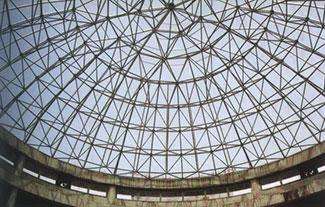 秦皇岛铝镁锰板屋面网架在设计时要注意哪些细节